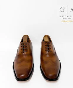 Alternative view of Modelo 0131 Cuero Miel